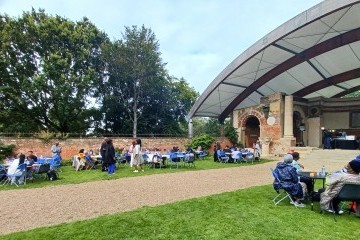 And after the food - music!