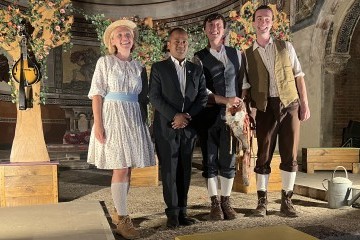The Plandits with the Mayor of Greenwich (centre left)